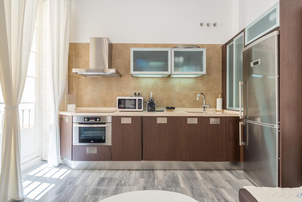 Plaza Picasso Apartman Málaga Kültér fotó