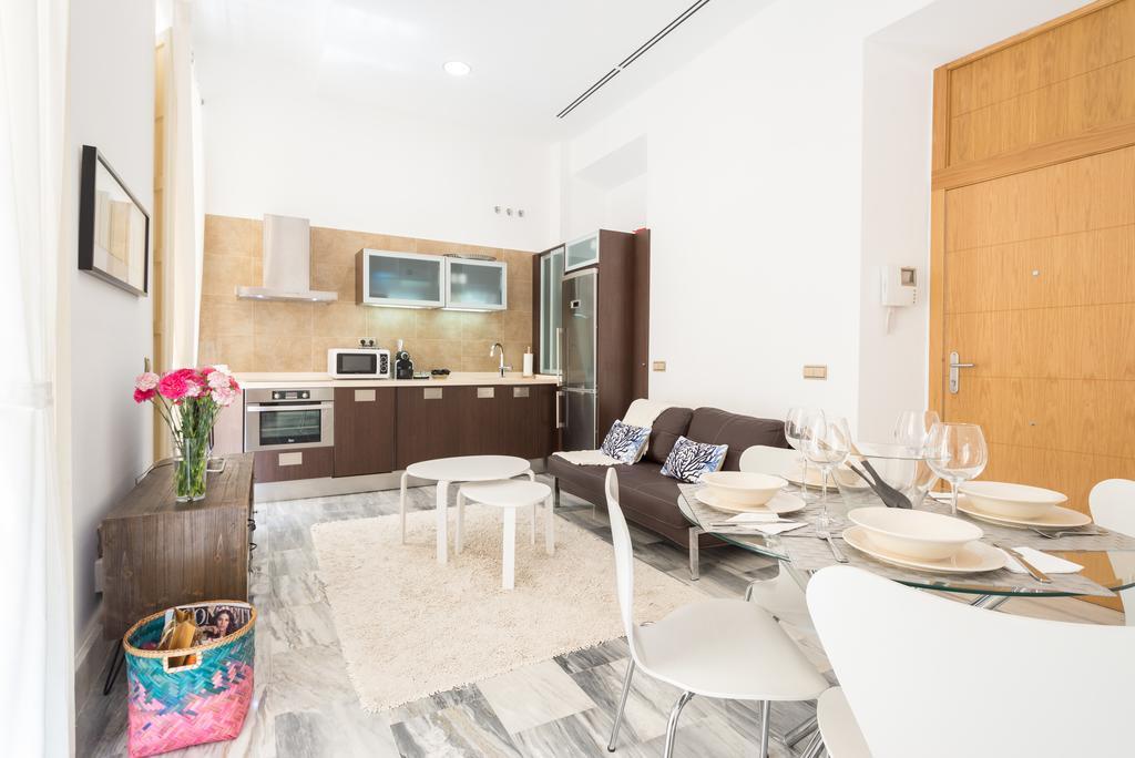 Plaza Picasso Apartman Málaga Kültér fotó